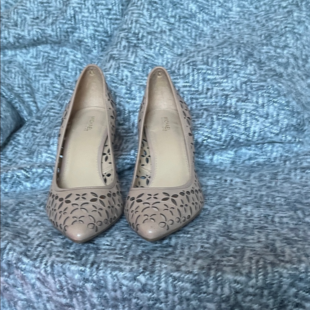 Taupe Michael Kors summer shoe 9 1/2